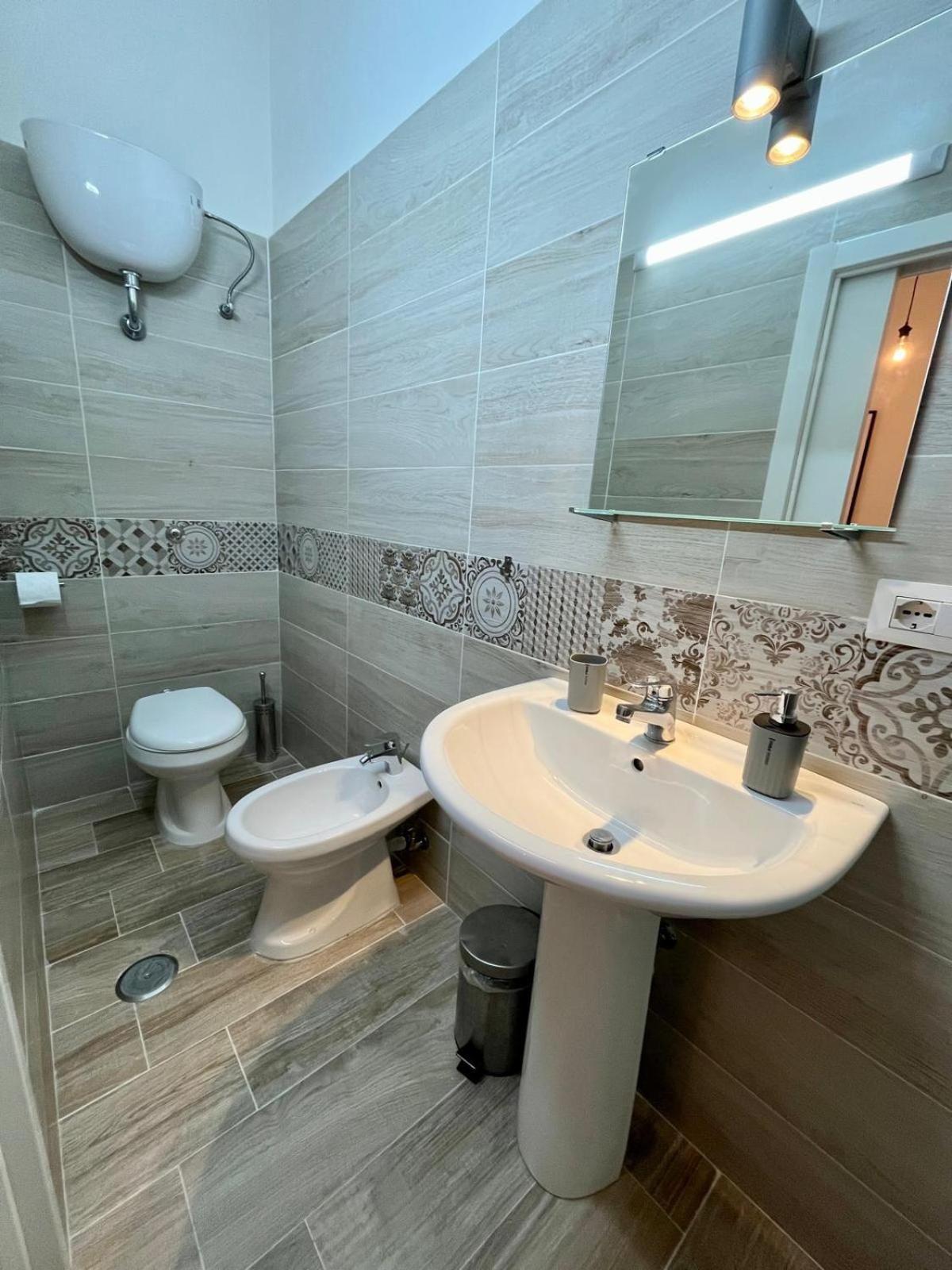 GuestHouse Marcanto - Duomo Napoli Eksteriør billede