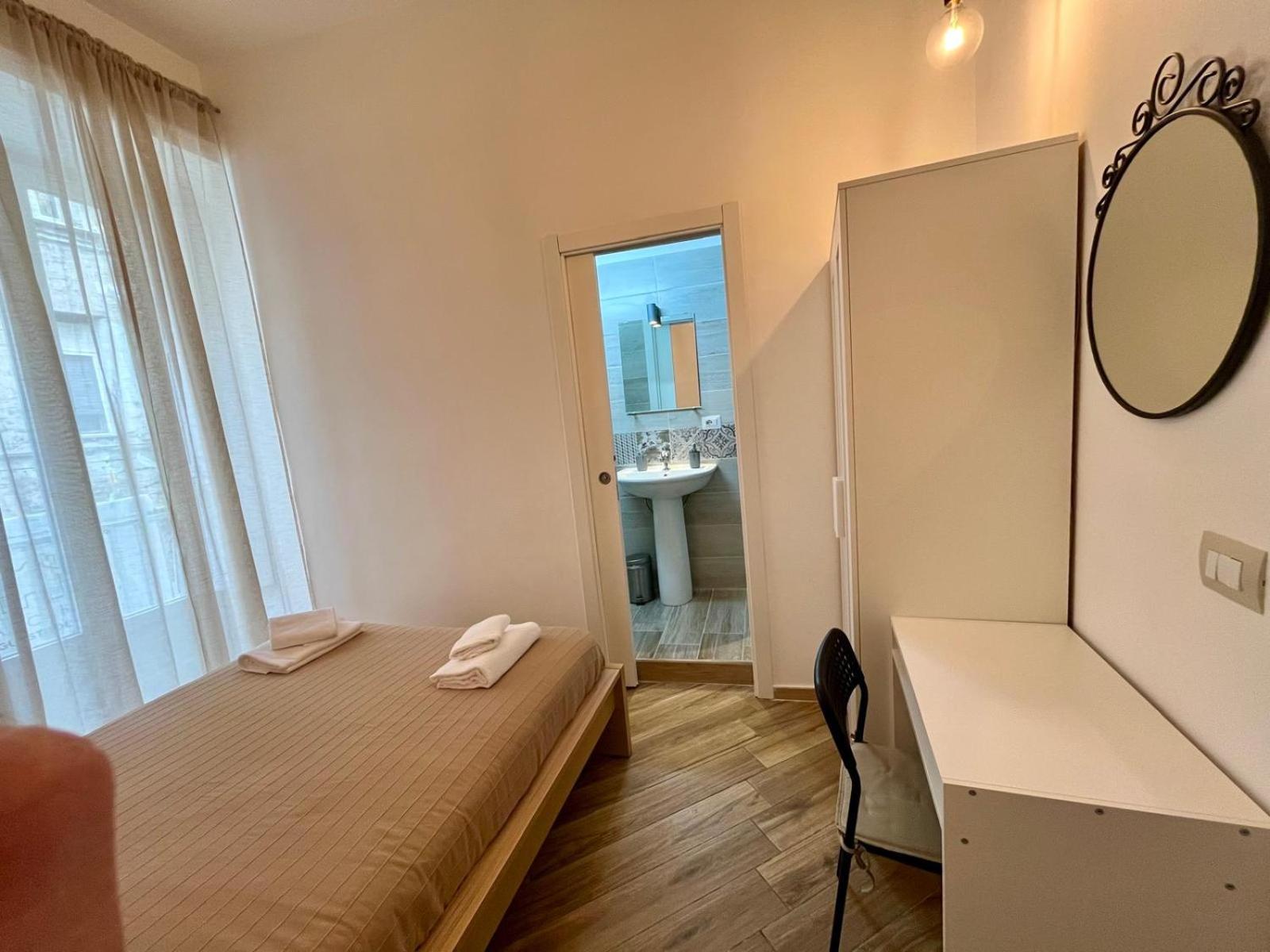 GuestHouse Marcanto - Duomo Napoli Eksteriør billede