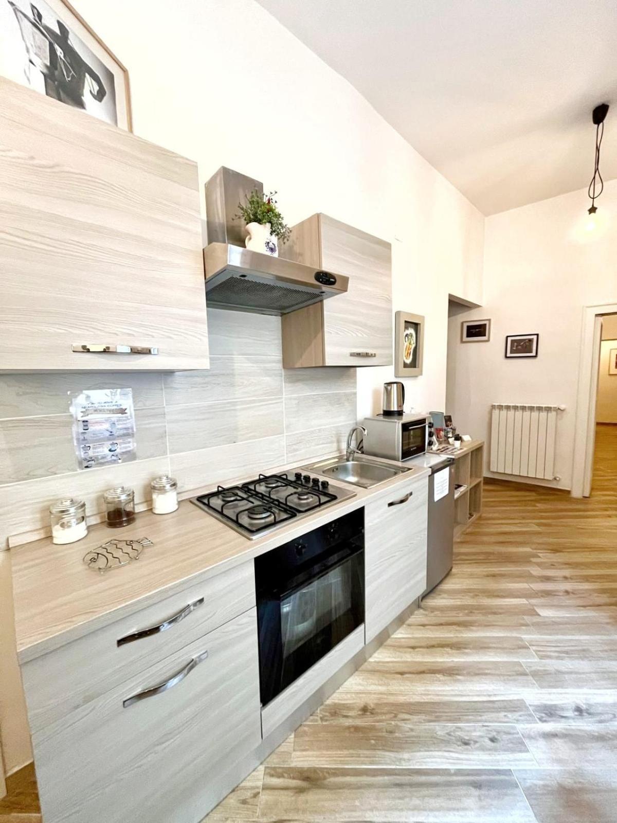 GuestHouse Marcanto - Duomo Napoli Eksteriør billede