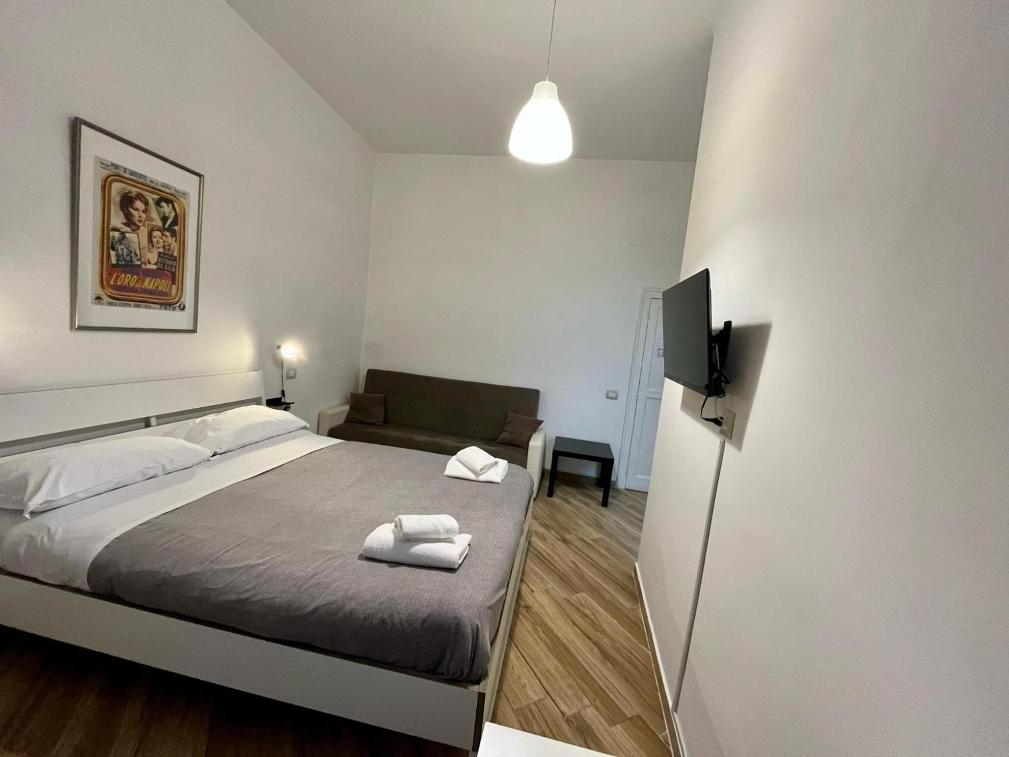 GuestHouse Marcanto - Duomo Napoli Eksteriør billede